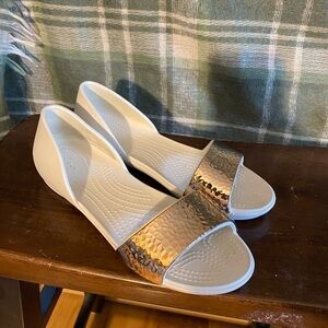 Crocs Lina D’Orsay flat white with hammered copper size 6